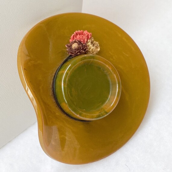 Bakelite Hat Brooch Split Pea Green Catalin Bonne… - image 2