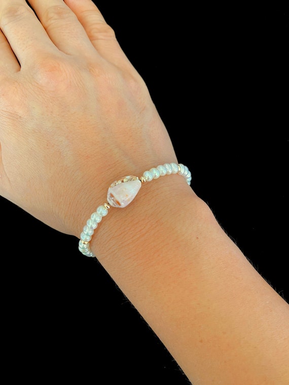 White Freshwater Pearl and Hawaiian Cone Shell Bracelet