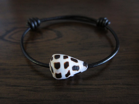 Hawaiian Hebrew Cone Shell on Adjustable Black Leather Sliding Knot Cord