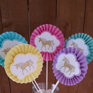 UNICORN PARTY, 5 gold Unicorn Decor, Unicorn Party Decor, Unicorn Rosettes, Unicorn Party Fans, Unicorn Shower Decor, Unicorn Decorations afbeelding 1