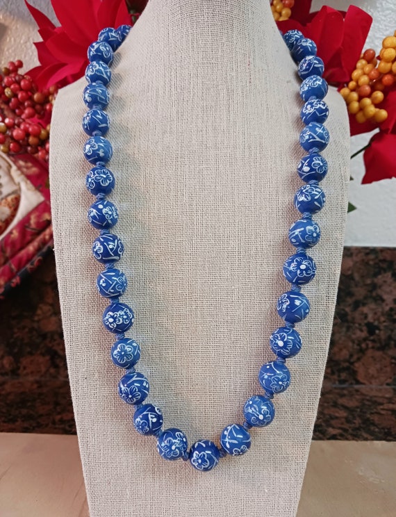 Vintage Cornflower Blue Porcelain Bead Necklace - image 9