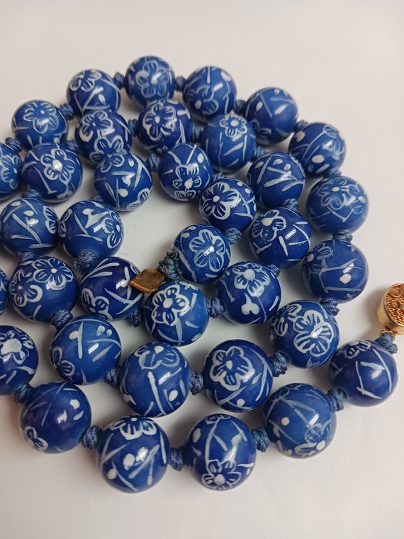 Vintage Cornflower Blue Porcelain Bead Necklace - image 5