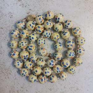 Rare Yellow Chinese Porcelain Beaded Necklace *Read Description* imagen 3