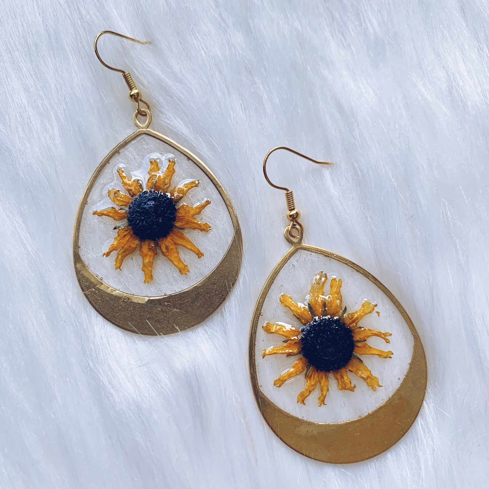 Yellow daisy resin earrings resin earrings preserved Etsy