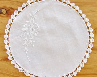 Vintage Lace Doily Gehäkelte Doilies Handstickerei Doily Shabby Chic Dekor Tisch kommode weiß rund 8&quot;