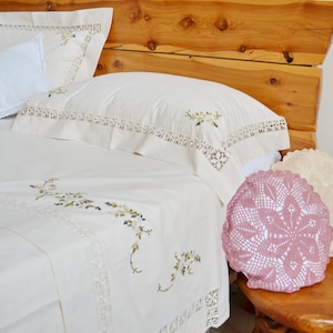 French Vintage Bed Sheet Set, 3 Pieces, 1 Flat Sheet, 2 Pillow Cases 100% Cotton, Shabby Chic Decor Wedding/Christmas Gift #makeforgood