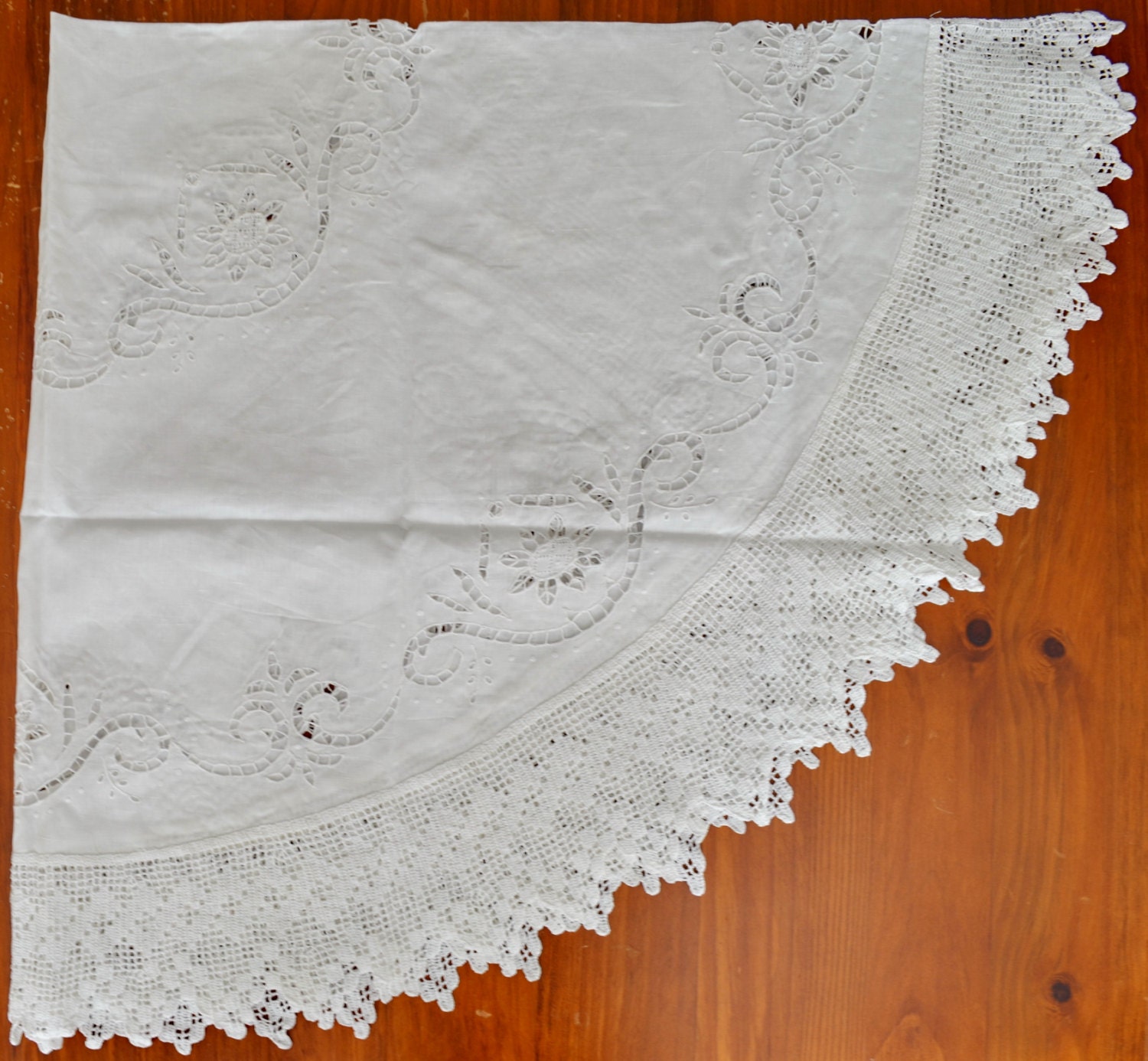Brand New Round Vintage Crochet Lace Linen Tablecloth 72 - Etsy
