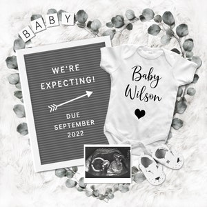 Digital Pregnancy Announcement. Gender Neutral Baby Reveal. Social Media Pregnant Announcement Template. Grey White Neutrals on Instagram