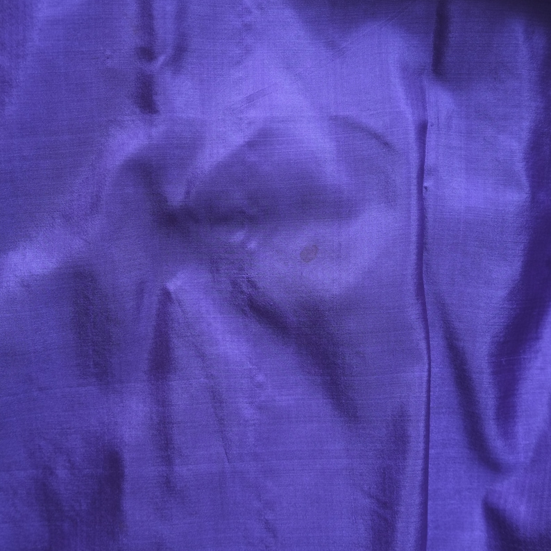 jupe portefeuille en soie violette des années 1970 image 8