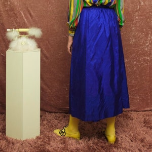 jupe portefeuille en soie violette des années 1970 image 3