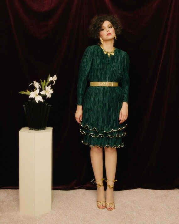 1980s Razook’s emerald plissé ruffle dress