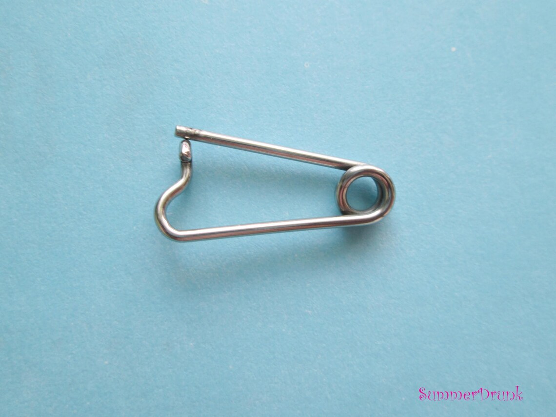 Safety pin nipple ring Nipple piercingnipple piercing Etsy.de