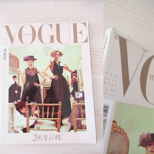 Vogue Italia July 2011 250 pages  No 725