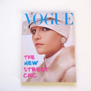 Vogue Italia November 2002 330 pages  No 627