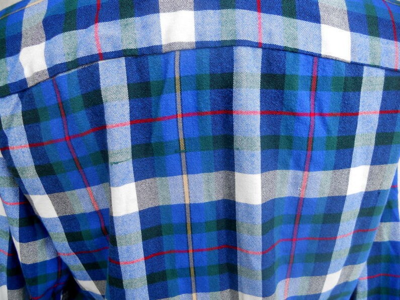 Men/'s Blue Plaid Shirt Blue Button Down Saugatuck Drygoods Size Medium