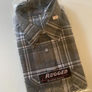 Vintage NIP Brushed Flannel Black White Plaid Shirt Double Chest Pockets by Rugged Size Mens Medium