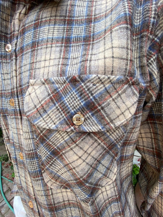 1960s 1970s Wool Pendleton Shirt Tan Plaid Oxford… - image 2