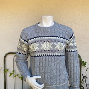 Vintage 90s Fair Isle Cable Knit Sweater // Gray Pullover Cream