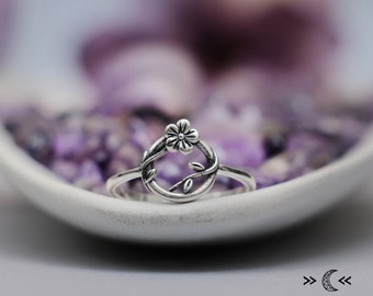 Flower Open Circle Ring, Sterling Silver Floral Ring, Karma Ring with Vine Flower, Botanical Everyday Ring for Women | Moonkist Creations