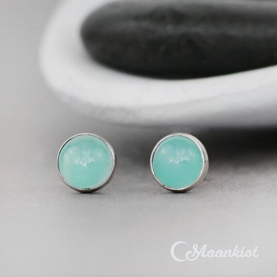 Natural aquamarine stud earrings, beautiful in color, small and exquisite,  hot style, 925 silver, easy to wear