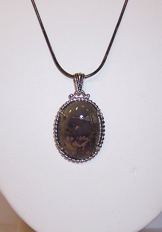 Moss Agate Pendant, Vintage Cut Moss Agate, Oval A