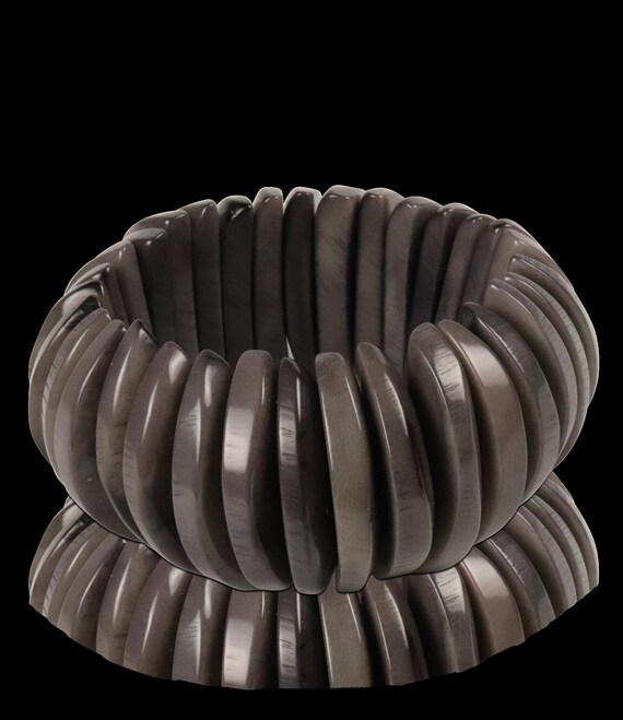 La Riobamba Fair Trade /… Organic Tagua Egg Shell White Bracelet