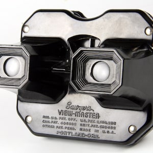 View Master Vintage Classic Reel Viewer 1946-1956 (Model C) plus Commercial Reel