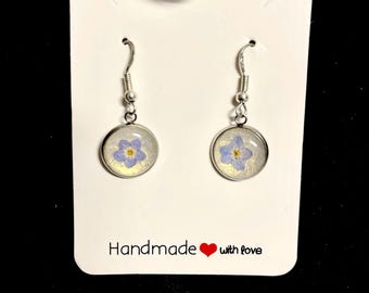 Pendientes pequeños de flores prensadas de resina - Nomeolvides morados - Ganchos de plata de ley - Ligeros