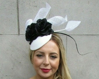 Black & White Rose Floral Flower Feather Hat Hair Fascinator Races Wedding u1z41
