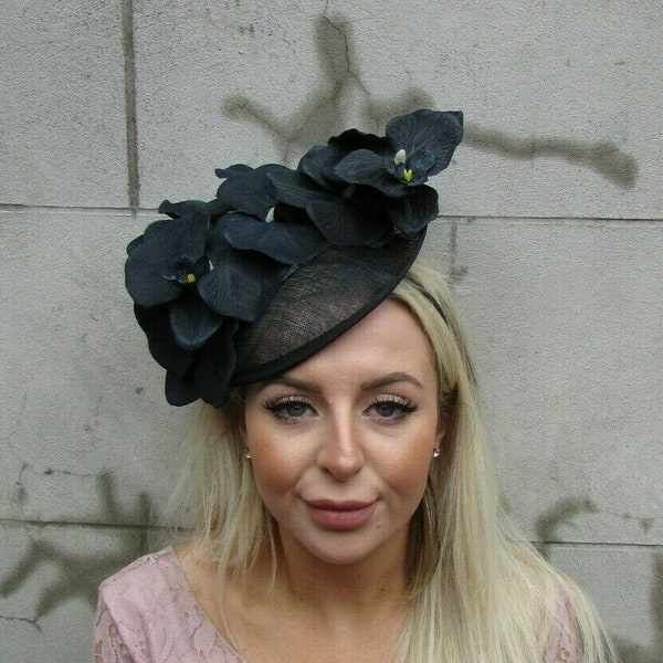 Schwarze Orchidee Blume Floral Fascinator Disc Hat Sinamay Untertasse Kopfschmuck Rennen Hochzeit Gast Kopfschmuck SH-53