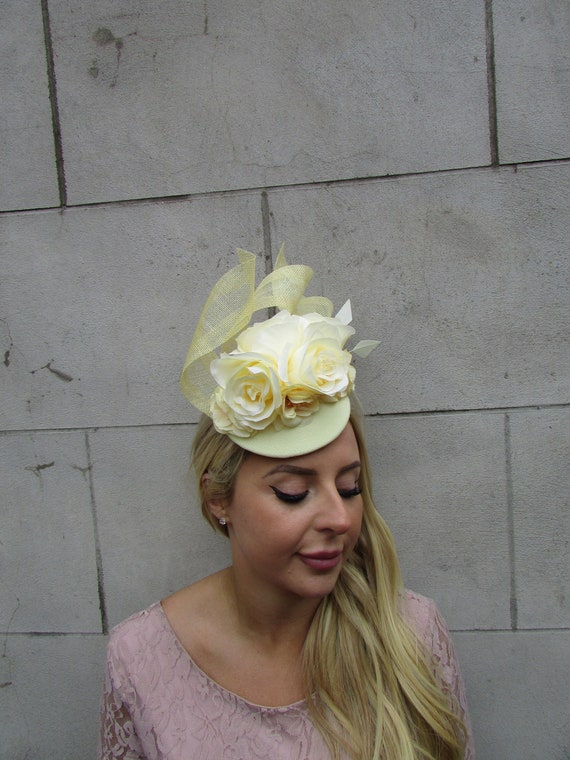 On Hair Clips Lemon Light Pale Yellow 