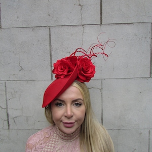 Large Red Rose Flower Feather Fascinator Hat Disc Saucer Races Headband Headpiece Statement Ascot Floral Hatinator u12602