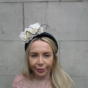Black & Cream Rose Flower Velvet Padded Headband Fascinator Headpiece Wedding Guest Races Halo Hairband Floral Hairband Aintree f-4