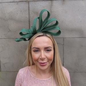 One off Piece - Bottle Green Fascinator Headband Headpiece Races Wedding Guest Sinamay Ladies Day Hair Band Modern Dark Forest Green u1002