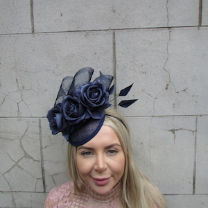 New Navy Blue Flower Fascinator Floral Pillbox Hat Sinamay Wedding Races Hair Fascinator Headpiece Hatinator Rose Flower u12603