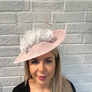 Large Light Blush Pink White Feather Flower Teardrop Fascinator Hat Races Wedding Headband Floral Hatinator Headpiece Pale Pink SH-24 uu