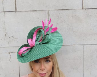 One off Piece Large Hot Pink & Green Feather Straw Style Hat Fascinator Wedding Guest Races Disc Headband Hatinator Big Fuchsia u11310