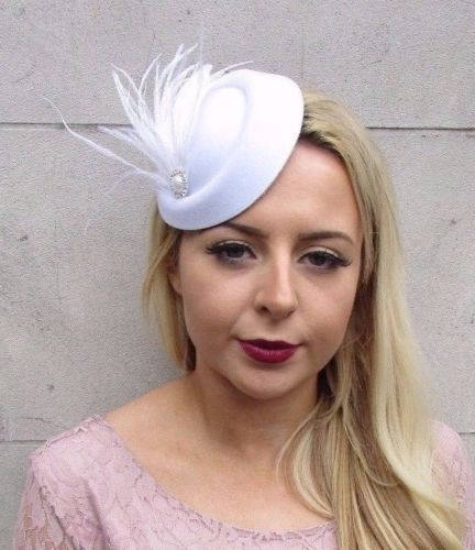 Light Grey White Silver Feather Pillbox Hat Fascinator Hair Races Clip Vtg 4330 