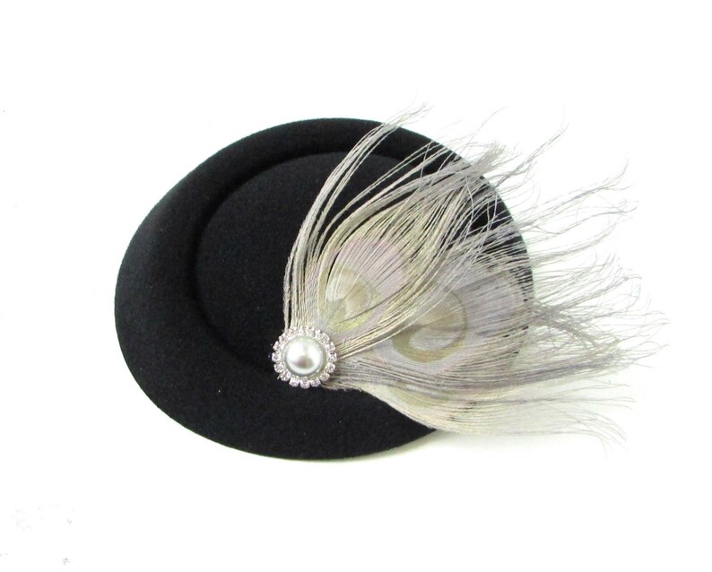 Black Grey Silver Feather Pillbox Fascinator Hat Races Vintage Hair Clip 40s 143