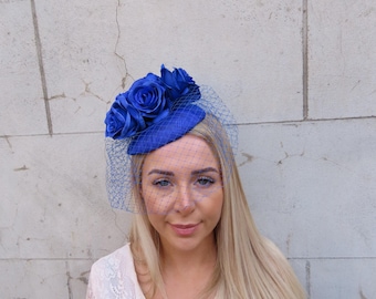 One off Piece Large Royal Blue Straw Style Hat Fascinator  display picture 3