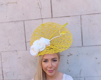 Vintage Yellow Straw Wide Brim Hat: Floral Veil, Garden  display picture 2