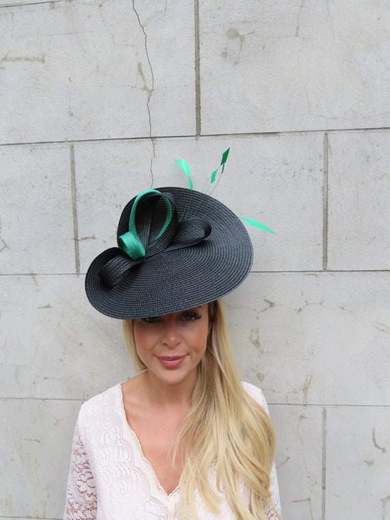 One off Piece Large Black & Emerald Green Feather Straw  display picture 2
