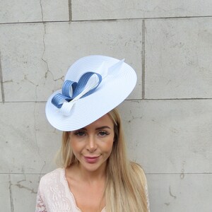One off Piece Large Dusty Blue & White Straw Style Hat  display picture 1