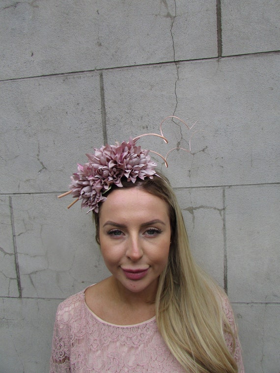 Mauve Dusky Blush Pink Nude Flower Feather Fascinator  display picture 3