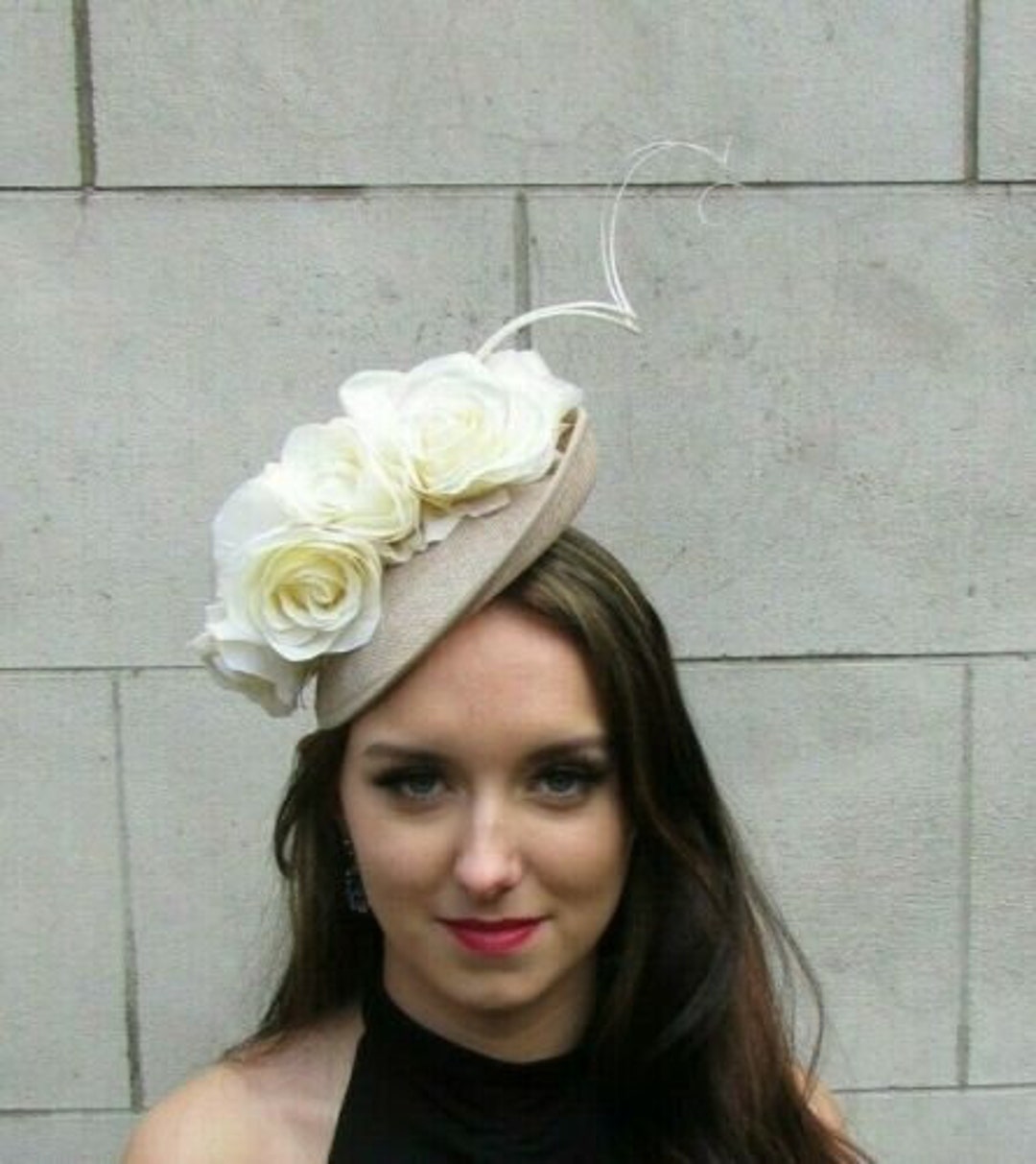 Beige & Cream Fascinator Rose Flowers Feather Floral Headpiece Champagne Disc Headpiece Saucer