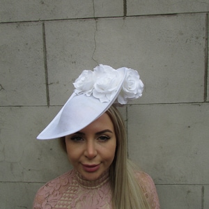 Large White Rose Flower Fascinator Hat Big Teardrop Tilted Wedding Races Floral Hatinator Ascot on a Headband Ladies Day u10904