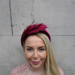 Burgundy Feather Fascinator Wine Dark Red Velvet Padded Headband Headpiece Halo Padded Hair Crown Races Wedding u1p