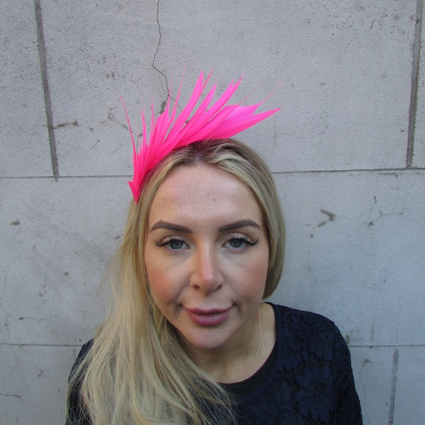 Bright Hot Pink Feather Fascinator Races Wedding Guest Headpiece Hairband Alice Band Headband Ladies Day Thin Headband Fuchsia Cerise u12511