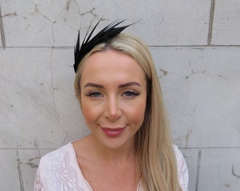 Fascinator con piume nere, accessorio per capelli da invitata a matrimoni, cerchietto, fascia per capelli, fascia sottile da donna, ideale per corse e occasioni formali u12906