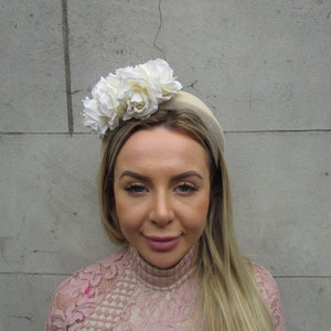 Cream Champagne Rose Flower Velvet Padded Headband Fascinator Headpiece Wedding Races Hairband Halo f-9 uu